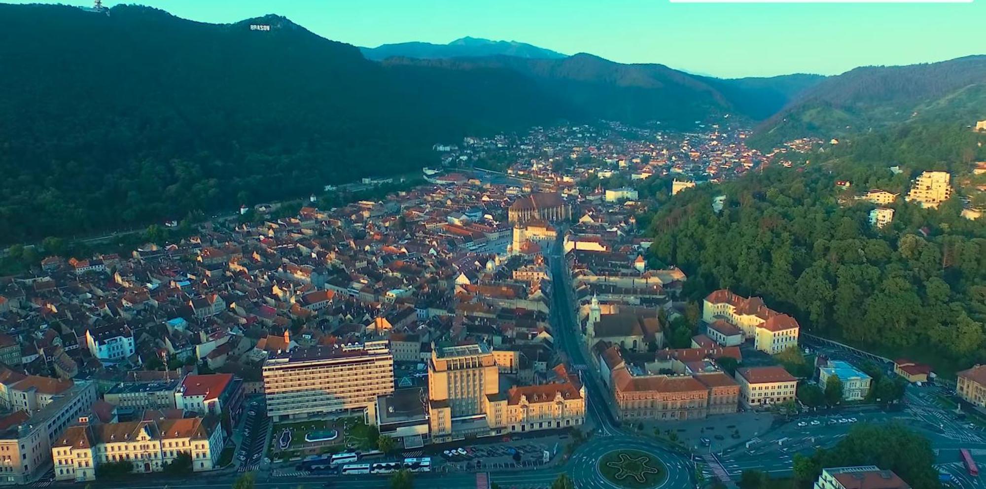 Apartment Alonisos Lux Brasov Luaran gambar