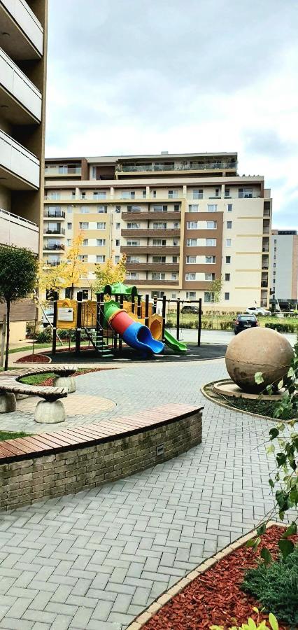 Apartment Alonisos Lux Brasov Luaran gambar