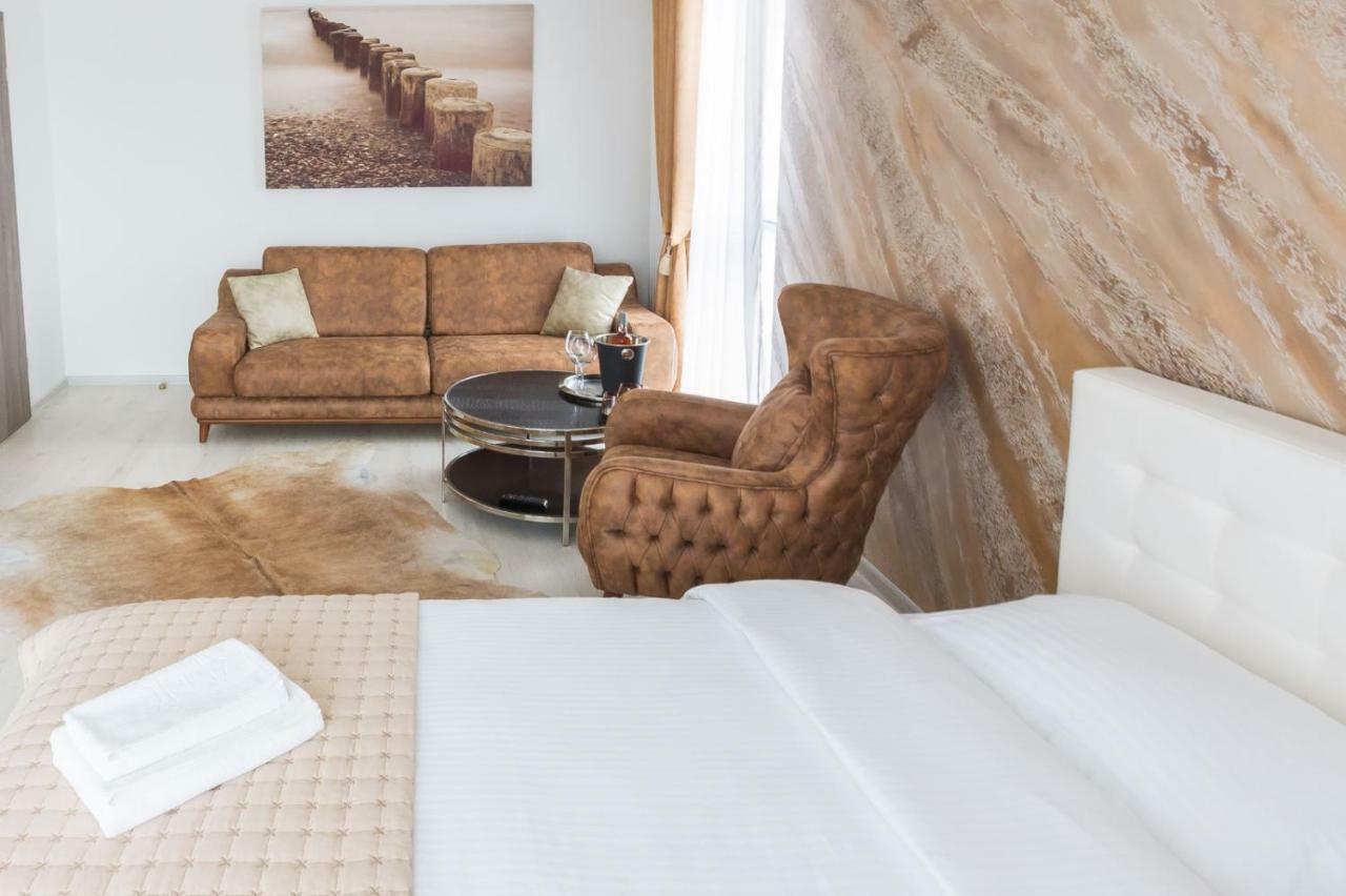 Apartment Alonisos Lux Brasov Luaran gambar