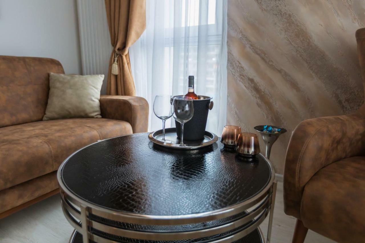 Apartment Alonisos Lux Brasov Luaran gambar