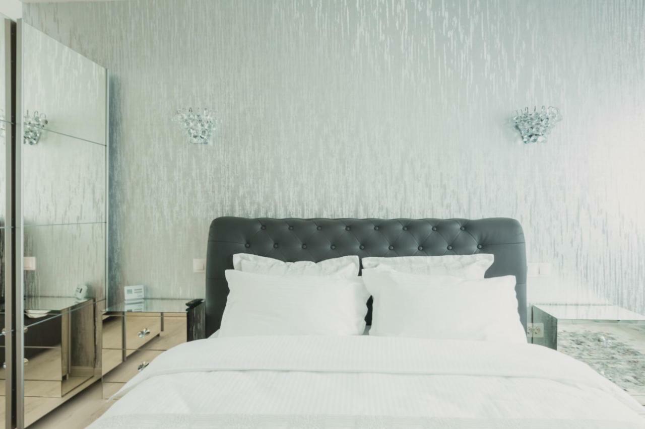 Apartment Alonisos Lux Brasov Luaran gambar
