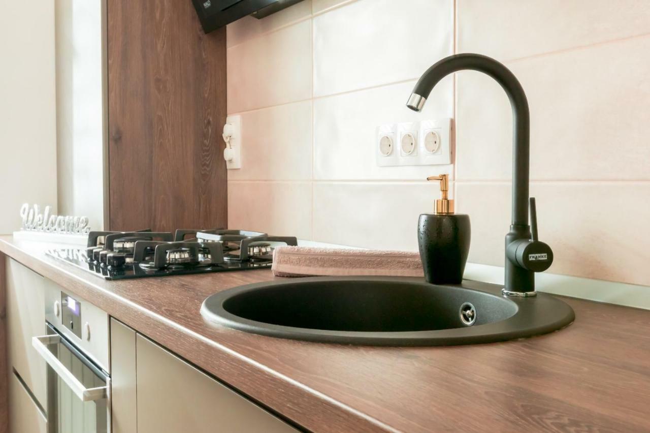 Apartment Alonisos Lux Brasov Luaran gambar